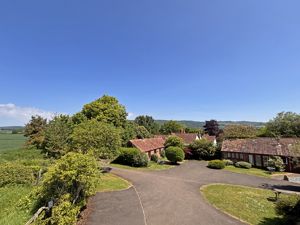 Cottages- click for photo gallery